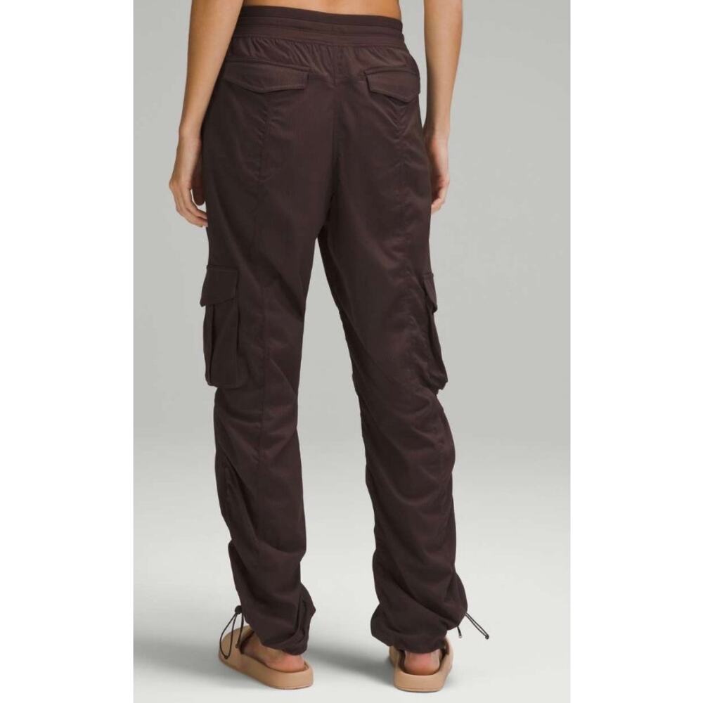 Lululemon Dance Studio Relaxed Fit Mid Rise Cargo Pants Medium - Picture 11 of 13